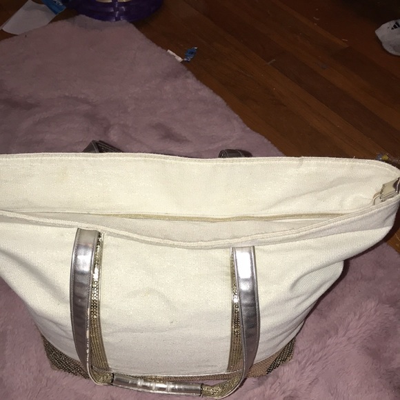 White and gold victoria’s secret bag - Picture 5 of 6